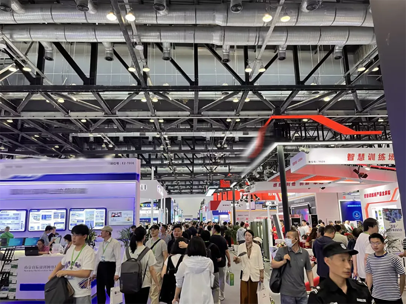 軍博會(huì)盛大開展！世邦通信自主創(chuàng)新，助力科技強(qiáng)軍